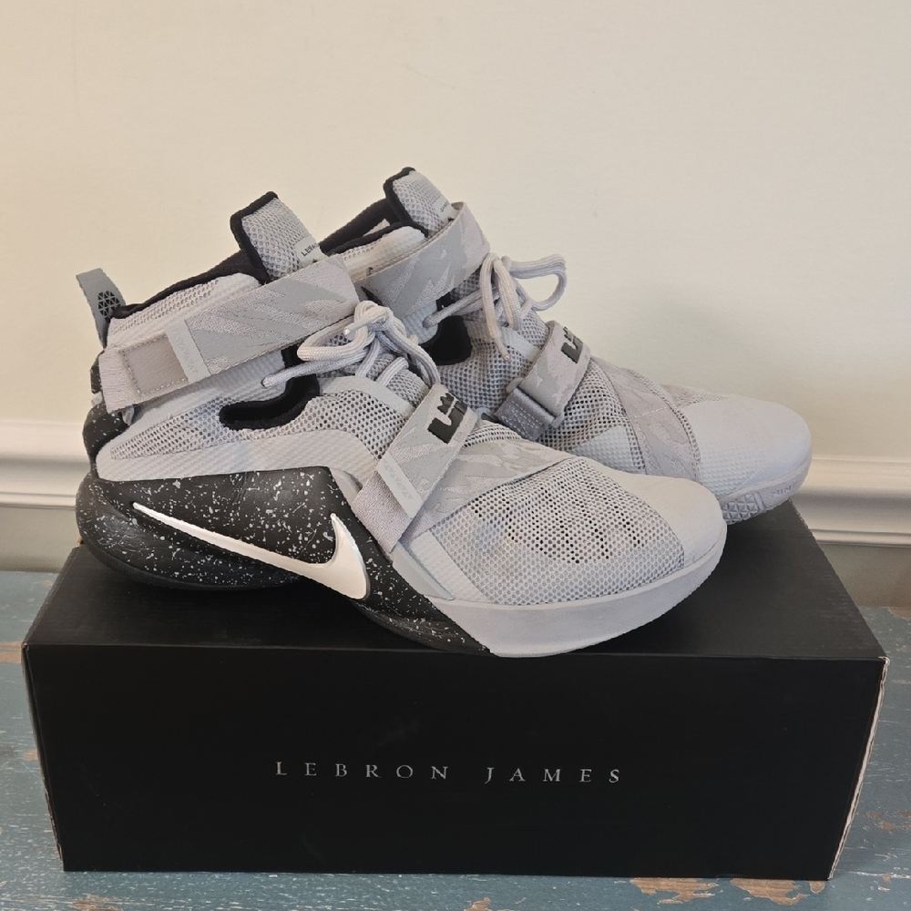 Nike LeBron James Soldier IX 9 PRM Basketball Shoes